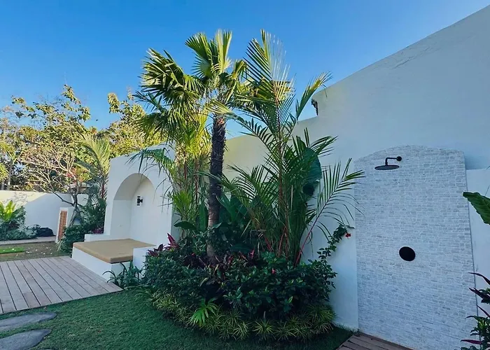 Mersea -brand New Balangan -luxurious 4 Bdr With Huge Pool *