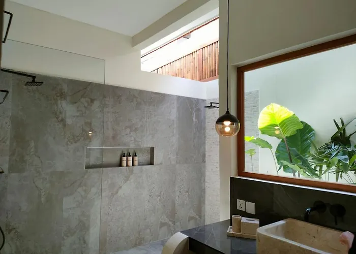 Mersea -brand New Balangan -luxurious 4 Bdr With Huge Pool Villa *