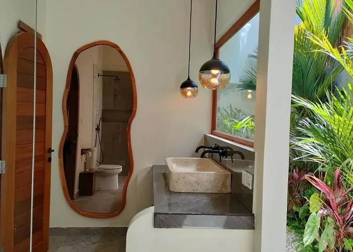 Villa Mersea -brand New Balangan -luxurious 4 Bdr With Huge Pool Jimbaran