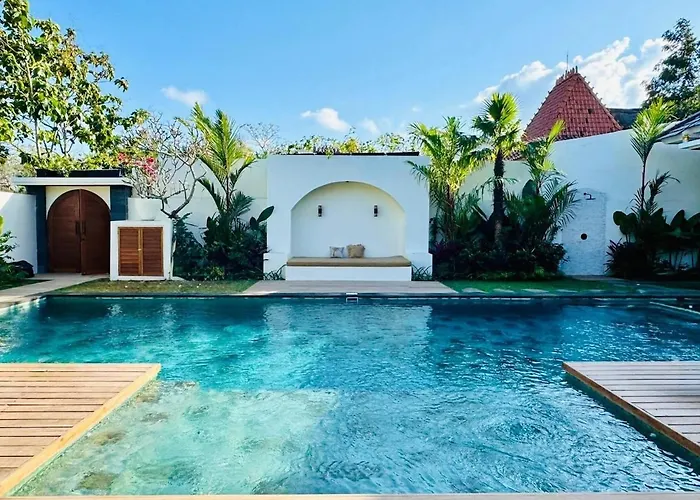 Mersea -brand New Balangan -luxurious 4 Bdr With Huge Pool Villa Jimbaran